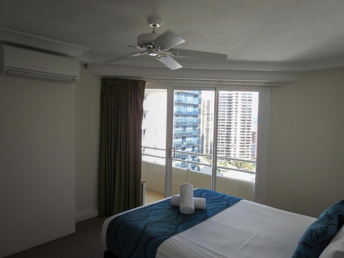 גולד קוסט Zenith Ocean Front Apartments מראה חיצוני תמונה