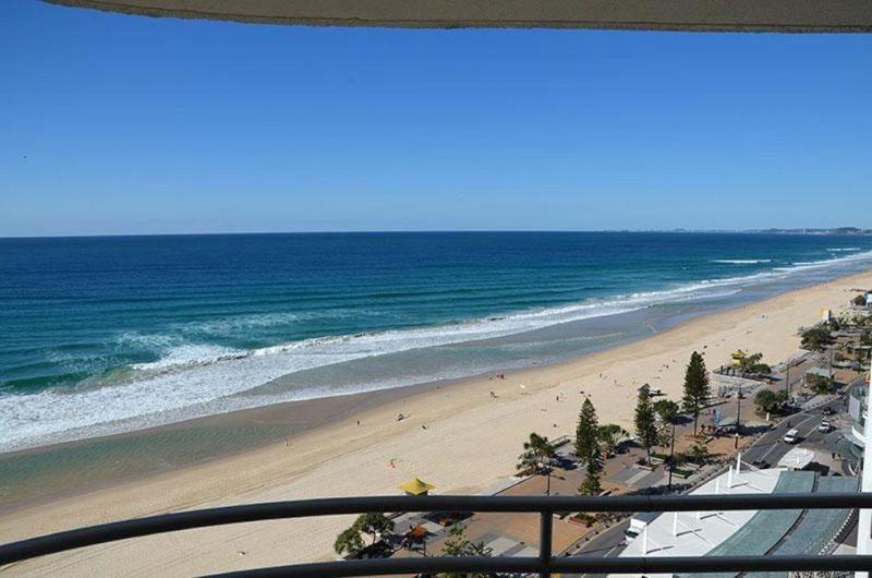 גולד קוסט Zenith Ocean Front Apartments מראה חיצוני תמונה