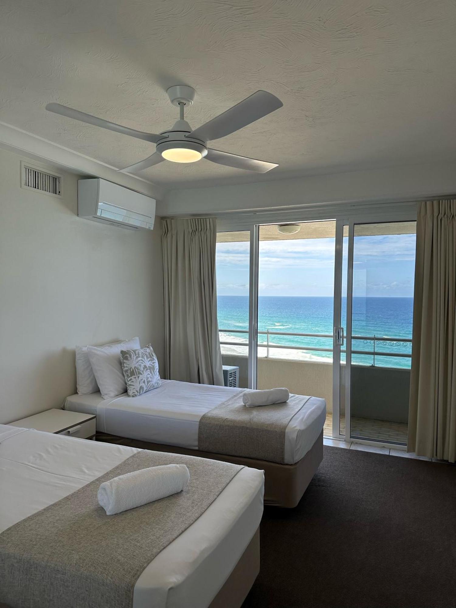 גולד קוסט Zenith Ocean Front Apartments מראה חיצוני תמונה